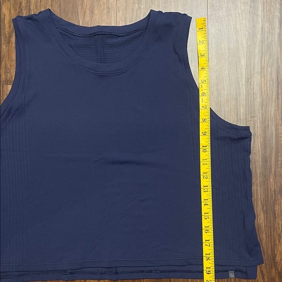 Lululemon Train to Be sleeveless Tank top Night Sea Blue 12 - Picture 6 of 10